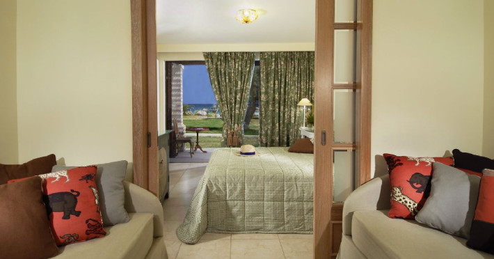 Aquila Rithymna Beach