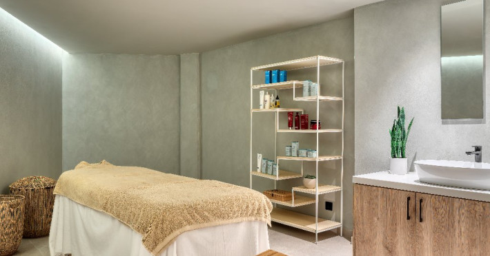 Domes Aulus Zante Autograf Collection