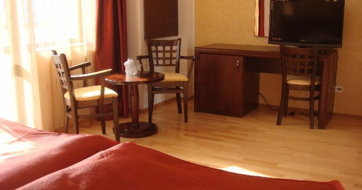 HOTEL VALEA CU PESTI