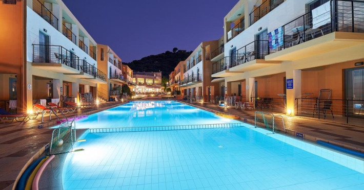 Sunrise Village - recomandat 3*superior (C)