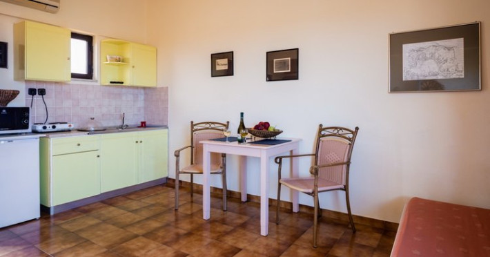 Nireas Apartments (C)