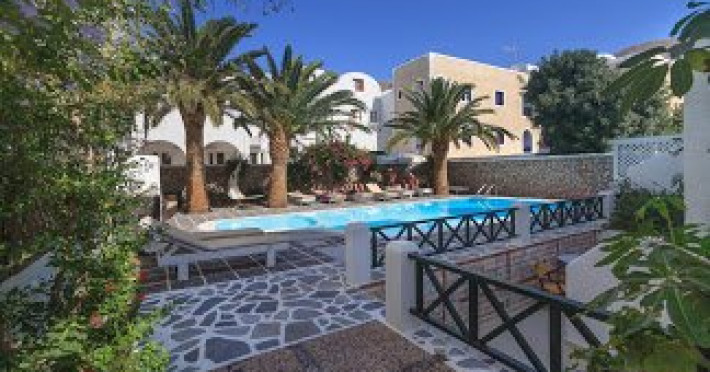 Sellada Beach (Perissa - Santorini)