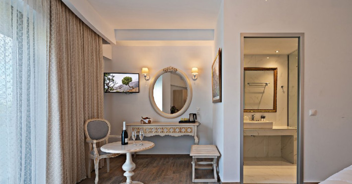 Delfina Tropic Beach ex Delfina Beach (C)