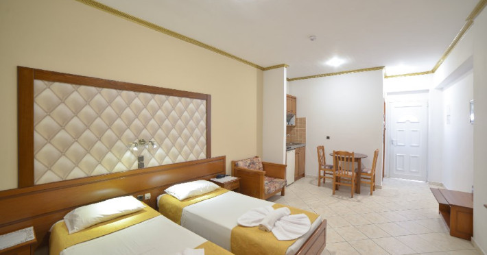 ANGELINA HOTEL (Sidari) (C)