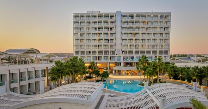 Radisson Beach Resort Larnaca