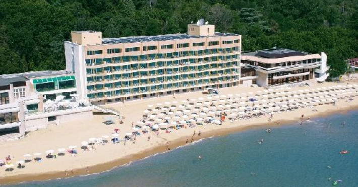 Marina Hotel