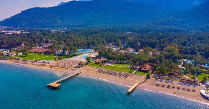 CHAMPION HOLIDAY VILLAGE