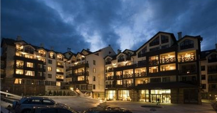 PREMIER LUXURY MOUNTAIN RESORT