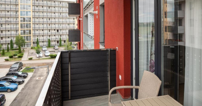 unitate-brasov-holiday-apartments-exterior-balcon-35e870f856591bf6.jpeg