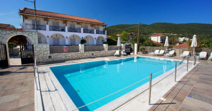 Diamanto Complex (Karavomylos Sami)