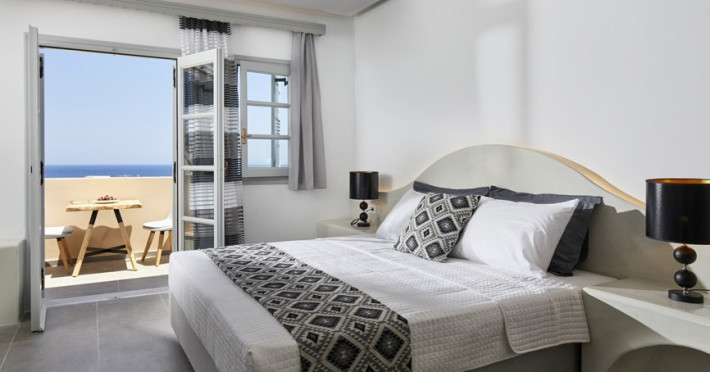 Blue Sea (Kamari - Santorini)