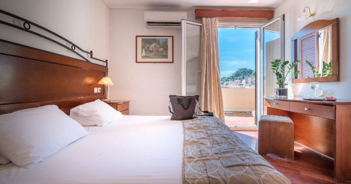 Diana Hotel (Zakynhos Town)