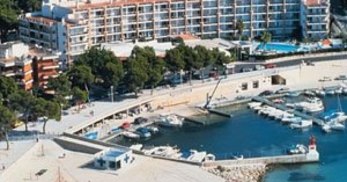 Apartamentos Roc Portonova