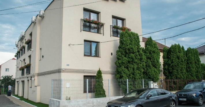 unitate-gorgeous-villa-exterior-877978fa42caf498.jpeg