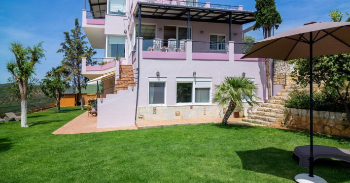 villa-anatoli-8868c39998eae5f8.jpeg