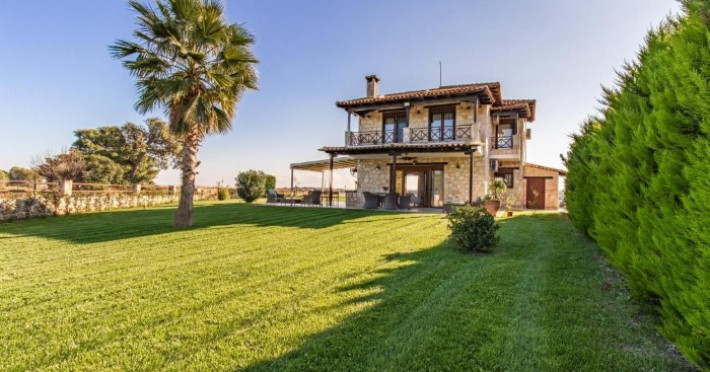 villa-anna-maria-c8fcfdba80a9772c.jpeg
