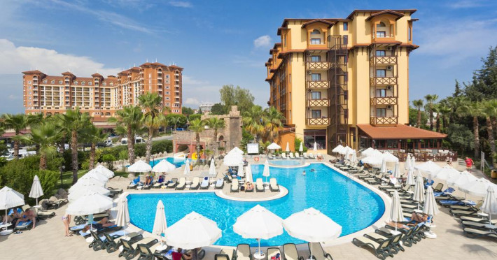 villa-side-hotel-c75af67a77f3a616.jpeg