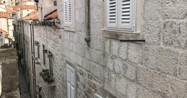 villa-sigurata-19df92f5e8039232.jpeg