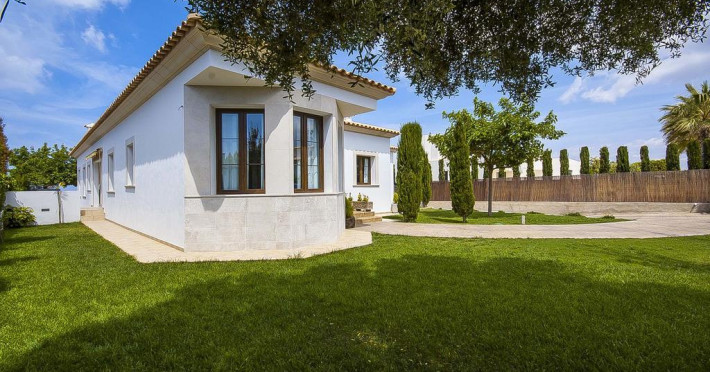 villa-voramar-696a64a24a23edc6.jpeg