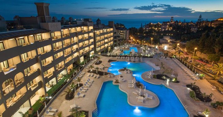 vinotel-boutique-hotel-056afb7da87d30b9.jpeg