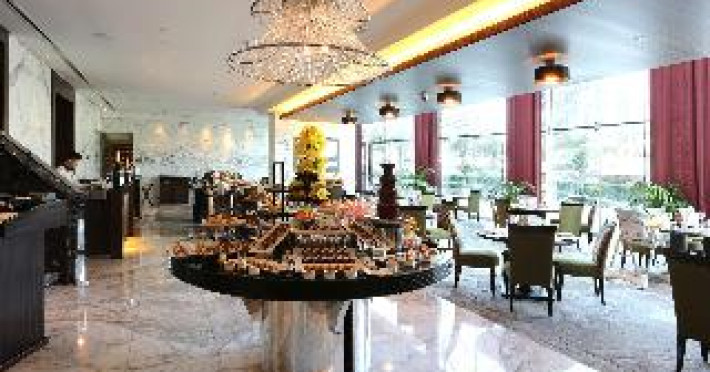 voco-bonnington-dubai-1b8c7fea27966970.jpeg