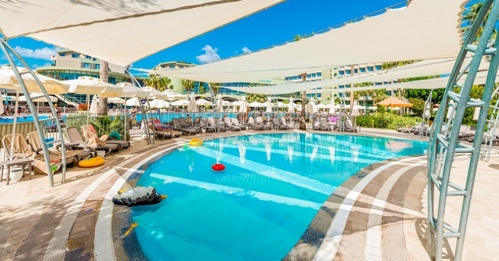 von-resort-golden-beach-hotel-10b8051c0f89a2f3.jpeg