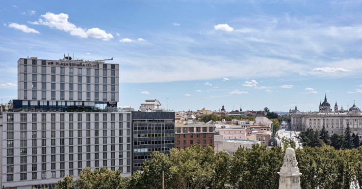 vp-plaza-espana-design-eeb32dc84214037b.jpeg