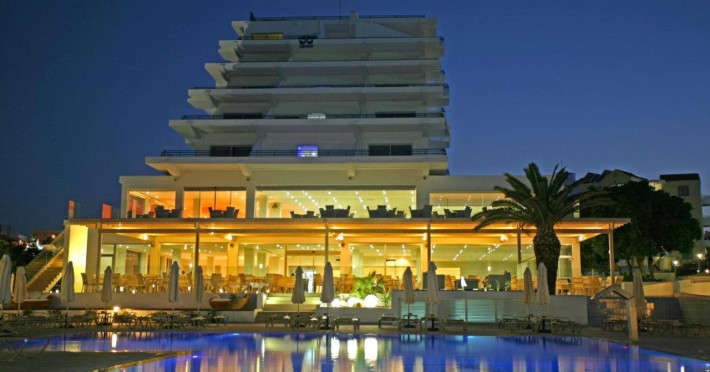 vrissiana-beach-hotel-fedbe1fa5776107a.jpeg