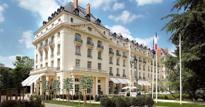 waldorf-astoria-versailles-trianon-palace-c861787df43d114a.jpeg