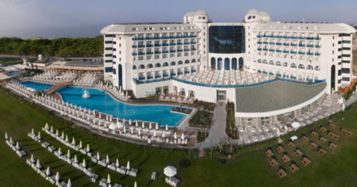 water-side-resort-spa-60282e5ea52125c4.jpeg