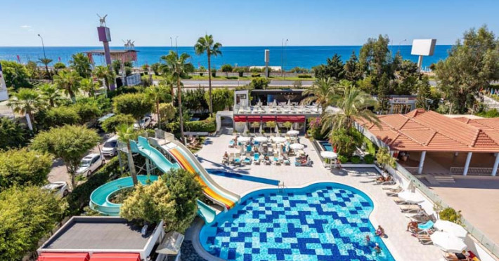 white-city-beach-hotel-02e6aa8014a7811b.jpeg