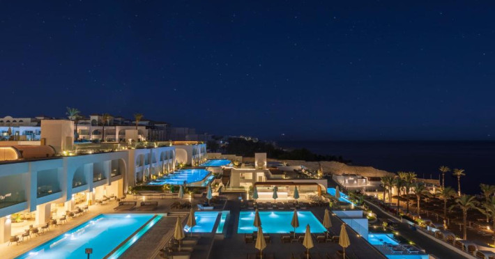 white-hills-resort-sharm-el-sheikh-e82f91844db2ba31.jpeg