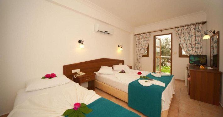 white-otel-oludeniz-76b399f289cd2604.jpeg