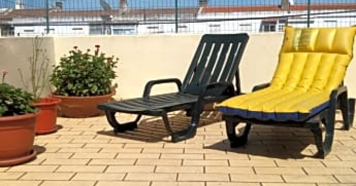 white-sun-hostel-14db69e9cd3622b3.jpeg