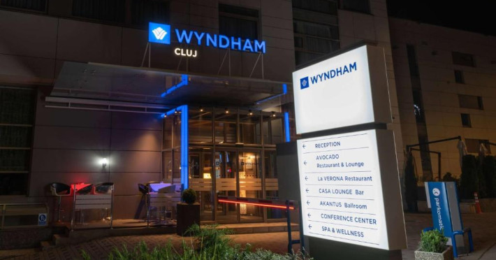 wyndham-cluj-81746e6c4a5883c7.jpeg