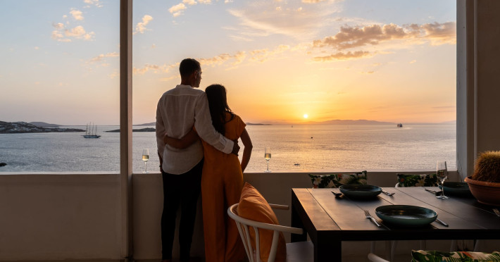 yalos-mykonos-luxury-home-sea-sunset-view-tagoo-7ba560a8b9624a34.jpeg