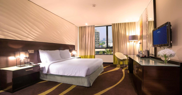 yas-plaza-mangroves-by-ihg-f9e24bf58159f265.jpeg