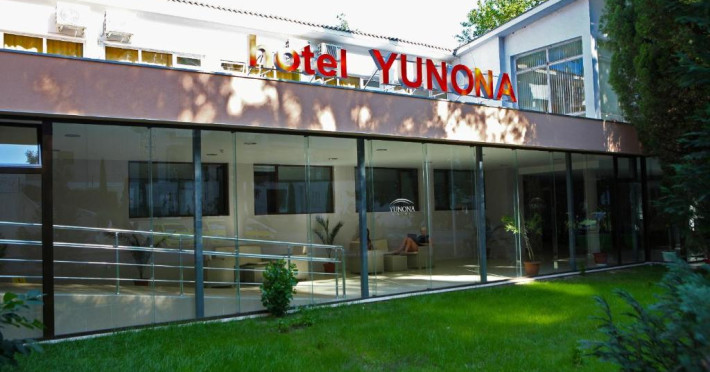 yunona-5c1e2d26354aab7b.jpeg