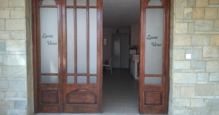 zante-vero-rooms-1e9d7c05ee0f4f43.jpeg