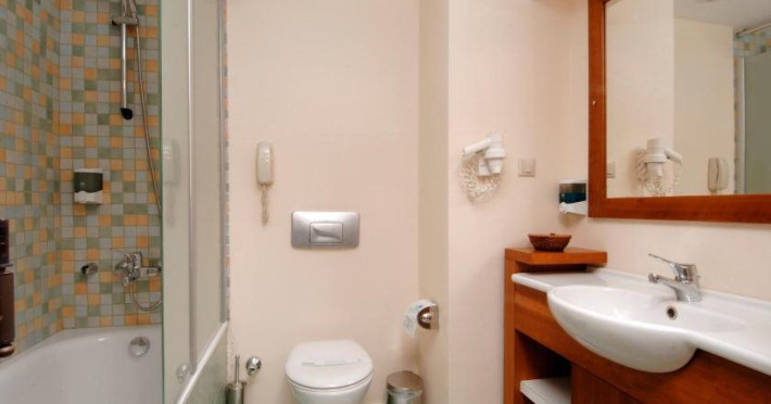 zena-resort-hotel-87bc1b8dd806ddeb.jpeg