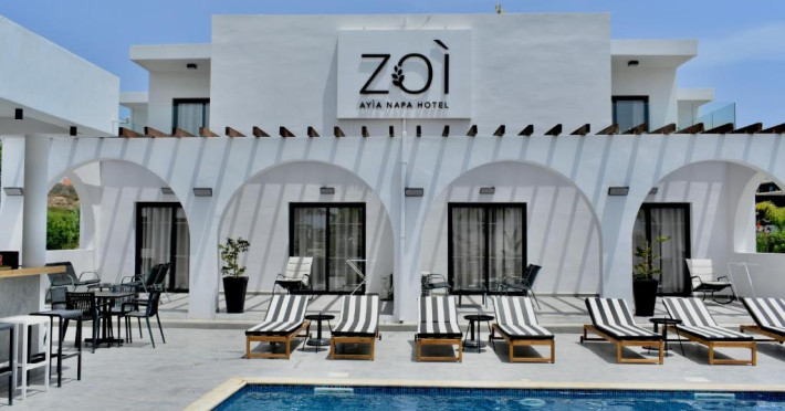 zoi-hotel-95118ad27490a55a.jpeg