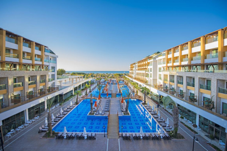 PORT NATURE LUXURY RESORT HOTEL & SPA