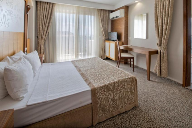 MC BEACH PARK RESORT HOTEL