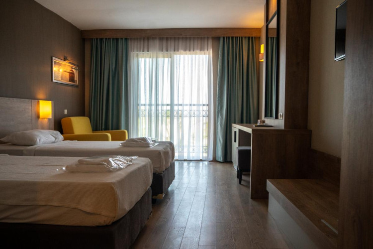 LUCIDA BEACH HOTEL