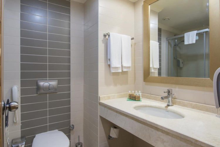 CRYSTAL FAMILY RESORT & SPA