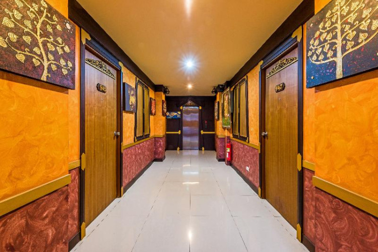 99-residence-patong-83b2d1b1f62b8344.jpeg