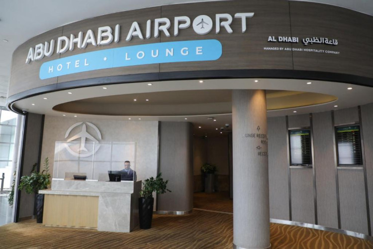 abu-dhabi-airport-hotel-terminal-1-6b78a110b5b396de.jpeg