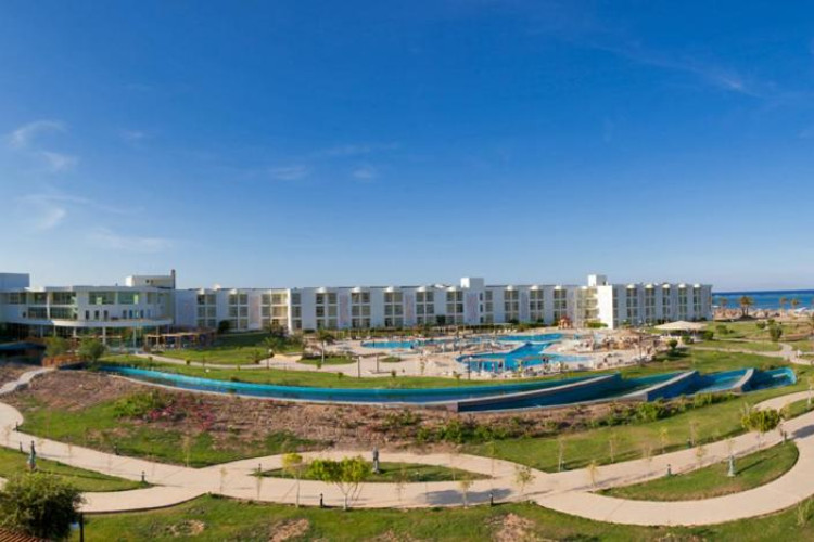 amarina-star-resort-aqua-park-44eb26e405ec171d.jpeg