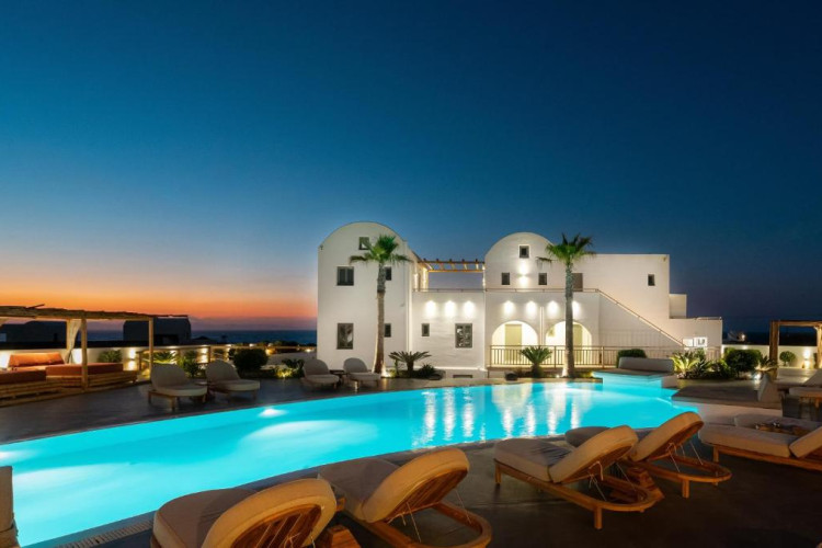 amethyst-luxury-suites-815b0d2706232ba7.jpeg