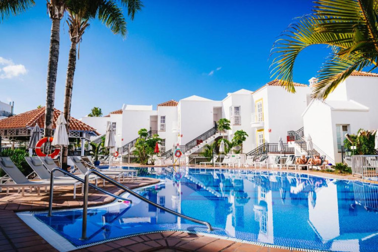 apartamentos-parque-del-sol-ec9e7039ba1af22e.jpeg